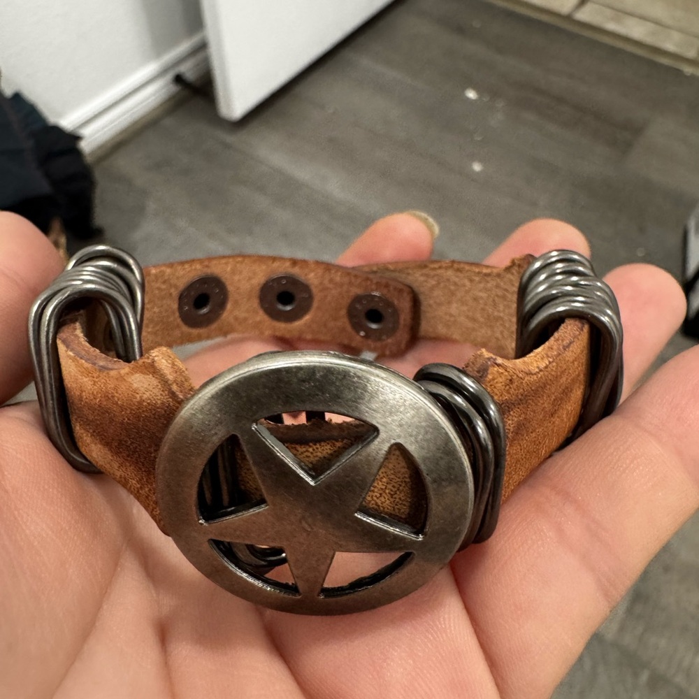 Guang Tong bracelet